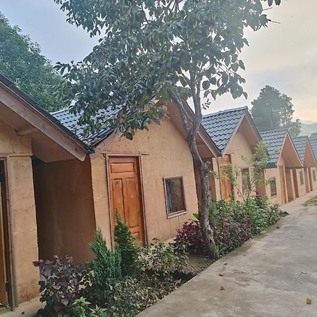 Hong Thu Homestay & Bungalow Quan Ba Habitación foto