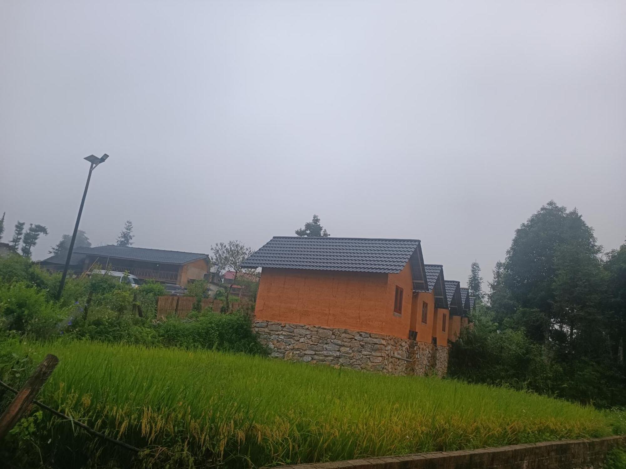 Hong Thu Homestay & Bungalow Quan Ba Habitación foto